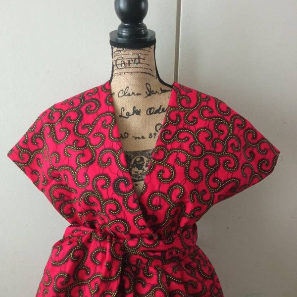 Langes Kleid aus rotem Wachslendenschurz | Wax Infinity Kleid aus 100% Baumwolle oder Polycotton