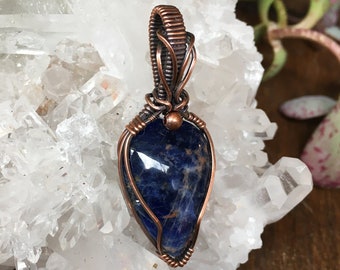 26in West Coast Jewelry Silvertone Sodalite & Blue Crystal Key Pendants Necklace