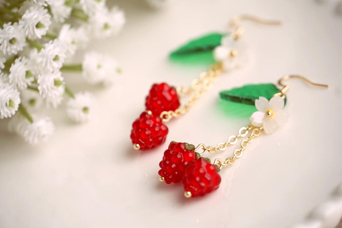 Cute rasperry long drop earrings