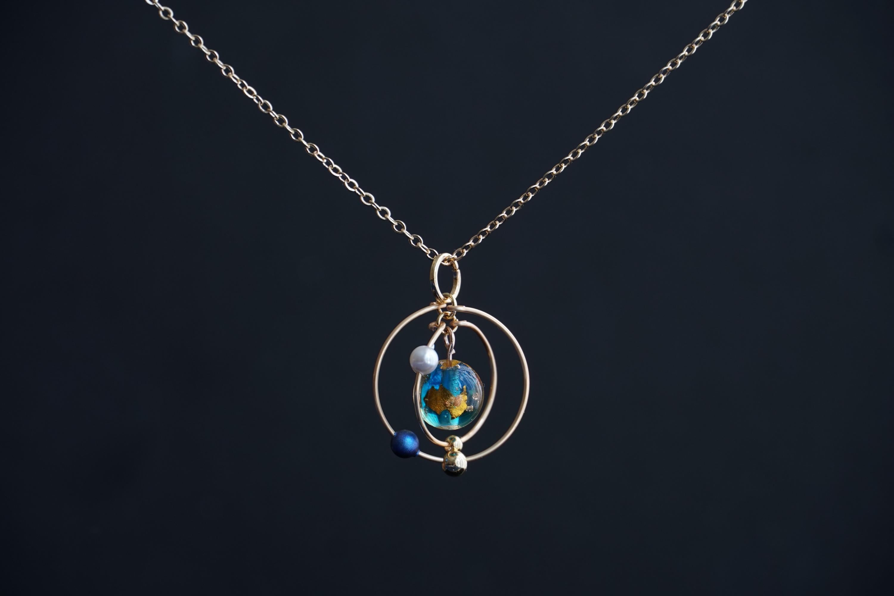 Collana lariat di pietre preziose a catena lunga di moda per le donne in argento