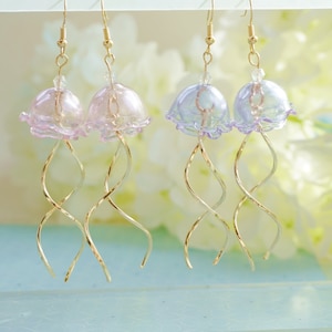Jellyfish earrings,Dangle Earrings,Cute Earrings, Unique Earrings, Glass Earrings, Beach vibes Earrings, delicate earrings,gift for her