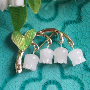 Maiglöckchen-Brosche, weiße Blumenbrosche, Jade-Brosche, elegante Brosche, einzigartige Vintage-Brosche, Geschenk, Kleid-Brosche, Mai-Geburtstagsgeschenk White Jade