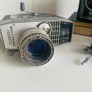 1960s Bell & Howell Zoomatic 8mm Movie Camera