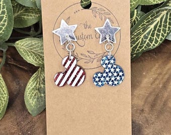 Glitter Stars & Stripes Mouse Head Earrings: Hypoallergenic Patriotic Dangles