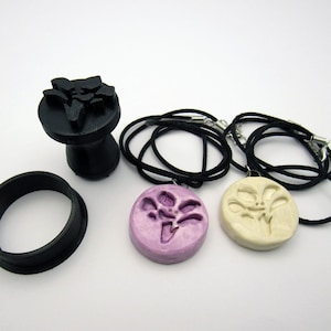 Lotus Flower Design 1 - round pendant stamp with cutter