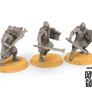 Orc horde - x3 Outriders blood handed orcs With Shield - Davale miniatures