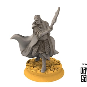 Rivandall - Bloody Elven King on Foot, Last Hight elves from the West, Middle rings Davales miniatures pour wargame D&D, SDA...