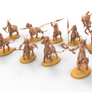 Beastmen - Centaurs with Spears Beastmen warriors of Chaos