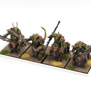 Beastmen - Destroyers Centigon Squad Beastmen warriors of Chaos