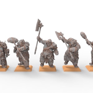 Ogres - Armored Ogre Mercenary, massive two-handed weapons
