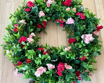 Mini Red and Pink Rose wreath. Spring wreath and Summer wreath. Boxwood wreath.