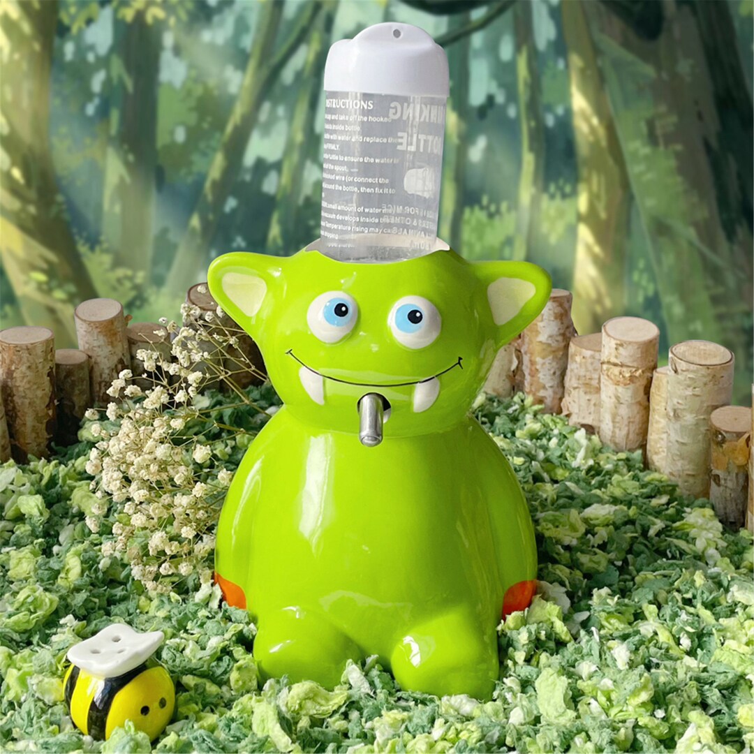 Forest Theme, Green Elf Bottle Stand/ Small Pet Water Bottle Stand