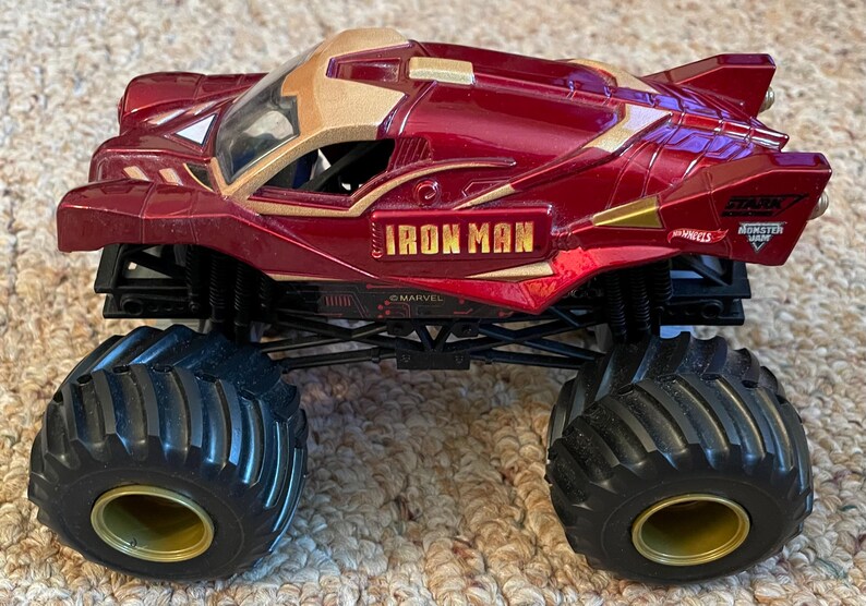 Monster Jam Marvel Iron Man diecast metal truck - 1:24 scale Mattel image 4