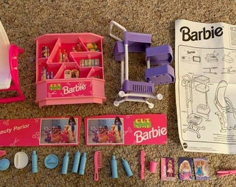 Barbie 1994 Cut and Style Beauty Parlor