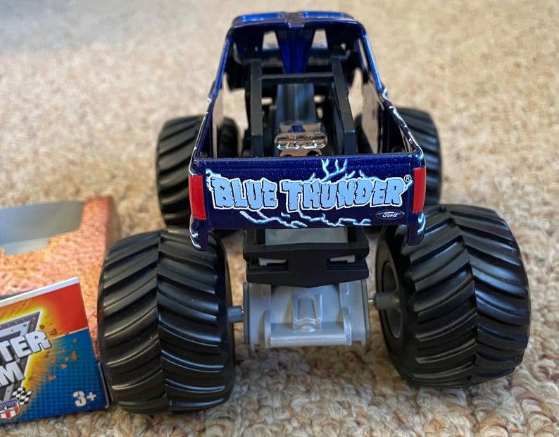 Monster Jam Blue Thunder diecast metal truck - 1:24 scale Mattel image 7