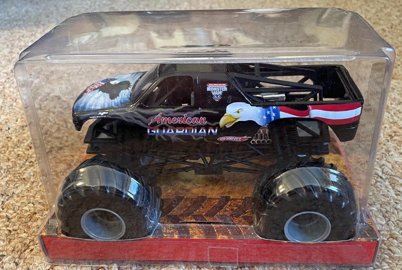 Monster Jam American Guardian diecast metal truck - 1:24 scale Mattel image 2