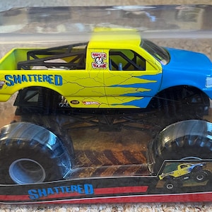 Monster Jam Shattered diecast metal truck - 1:24 scale Mattel image 1