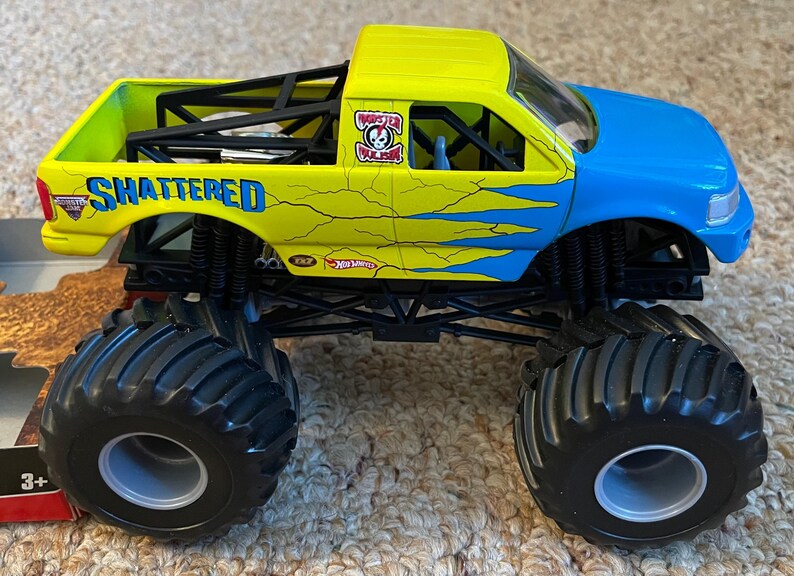 Monster Jam Shattered diecast metal truck - 1:24 scale Mattel image 4