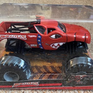 Monster Jam Brutus diecast metal truck - 1:24 scale Mattel image 1