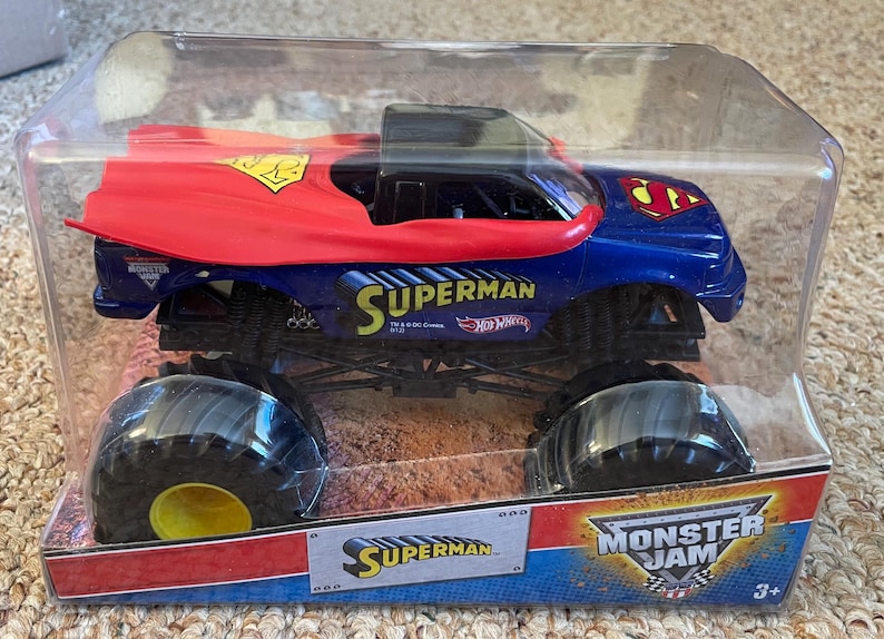 Monster Jam Superman gegoten metalen vrachtwagen: schaal 1:24 Mattel afbeelding 1