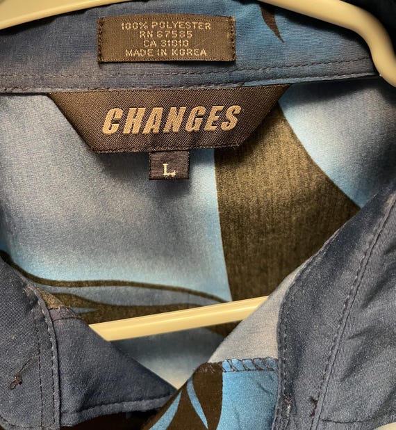 Original Changes button up Marvel Wolverine shirt… - image 3