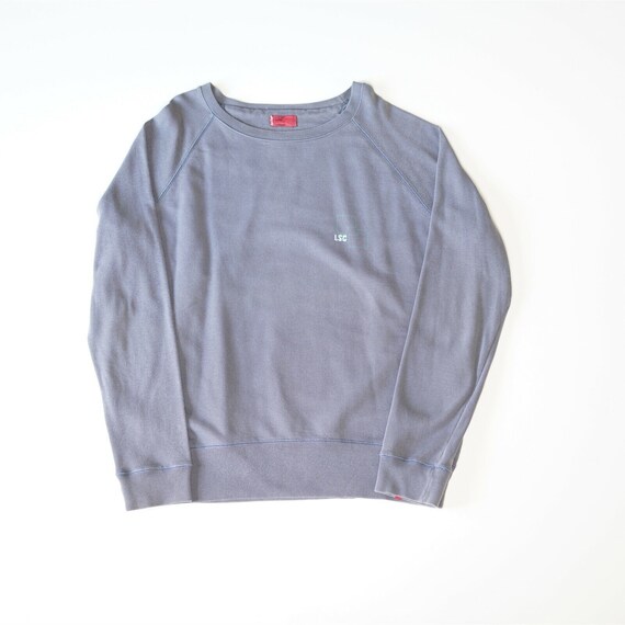 Vintage Levis Mens Crew Neck Jumper Blue (L)
