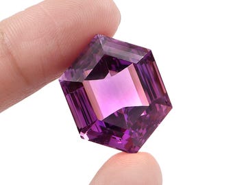 46 Carat AAA Purple Amethyst Loose Gemstone - Hexagon Cut