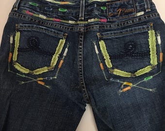 Women's Dark Wash Embroidered Pocket Skinny Jeans - Lime Accents