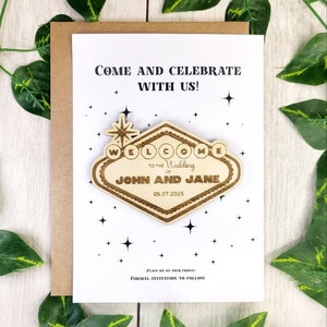 Magneti Save The Date per matrimonio a Las Vegas, cartello a tema Vegas, Save the Date, inviti per matrimonio a destinazione, magnete e biglietto in legno personalizzati