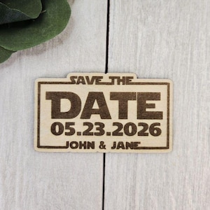 Imanes para guardar la fecha inspirados en Nerdy Star / Anuncio de boda personalizado / Imán de madera grabado con láser / Invitación para geeks de ciencia ficción