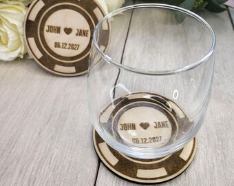 Dessous de verre pour mariage avec jetons de poker : cadeaux de casino en bois personnalisés