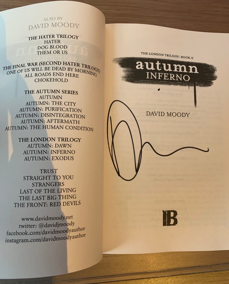 Autumn: Inferno paperback signed by the author image 3