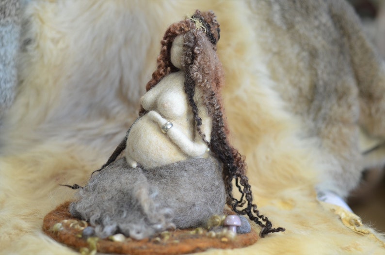 Mama Gaia Mother Earth Goddess Pagan doll birth altar Spirit doll Fertility doll Blessing way image 5
