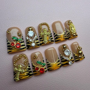 Press on Nails | Custom press on nails | Spring Nails | Duck Nails | animal print nails | Trendy Nail