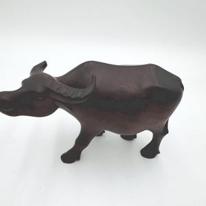 Vintage Dark Medium Wood Hand Carved Water Buffalo Ox Sculpture Figurine 6&quot; Long
