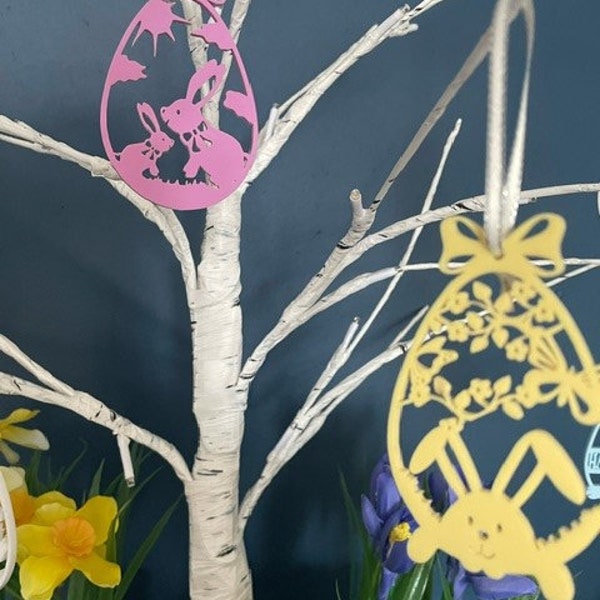 Delightful Easter decoration, Easter gift, hanging tree decoration, Spring decoration, keepsake.  Set of 6 beautiful decorations.