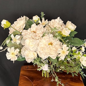 Timeless White Wildflower Collection
