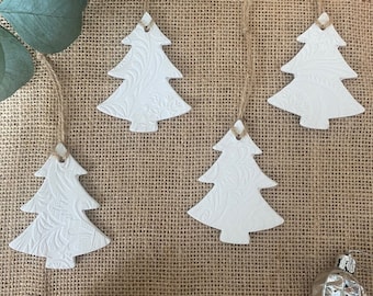 Set of 4 - Textured White Christmas Tree Clay Decoration | Christmas Ornament | Christmas Gift Wrapping Present