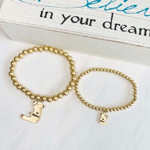 Mama und Mini Bär Armband, Gold PerlenArmband mit niedlichem Bären Charm