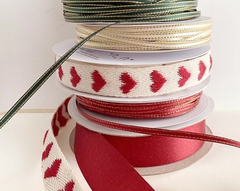 Christmas-themed Ribbon | High-Quality Red Green Ribbon for Weddings, Flowers, Gifts, Cakes, Invitations, Crafts, and Headbands
