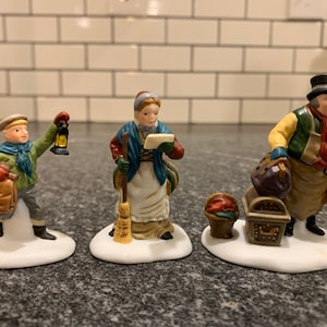 Dept 56: Come Into The Inn, Dickens Village Series, Department 56, RETIRED DEPT 56
