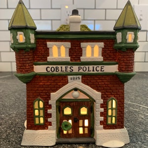 Dept 56: Cobles Police Station, Dickens Village, Department 56, RETIRED DEPT 56
