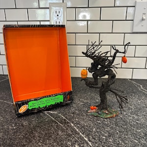 Lemax Spooky Town:  Witch Tree with Pumpkins, Halloween Accessory, Halloween Decor, Haunted Accessory, Haunted Decor, Witch Accessory