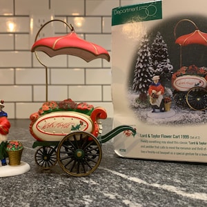 Dept 56: Lord & Taylor Flower Cart 1999, Heritage Village Collection, Afdeling 56, Gepensioneerd, Vintage Accessoire, Vintage Decor