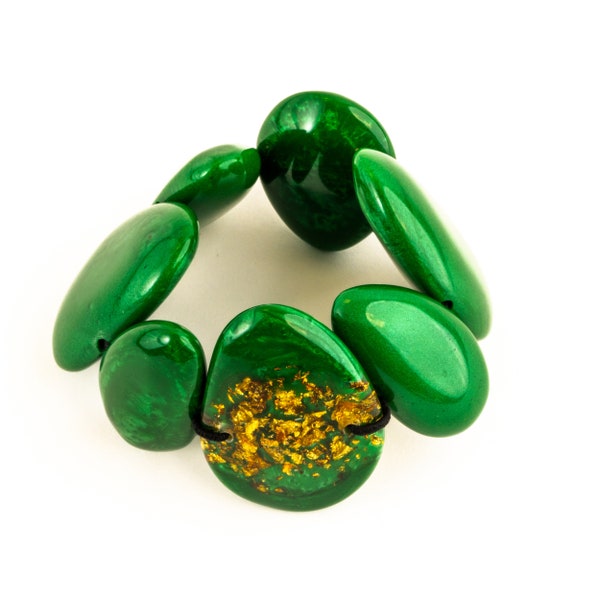 DELICATE BRACELET, GREEN Large Beaded Synthetic Resin Sobral Bracelet, Handmade Lightweight Bracelet Gift For Girlfriend
