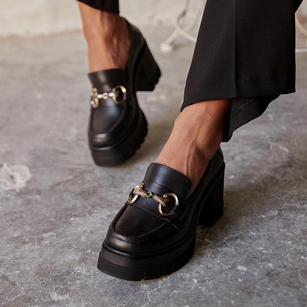 Black Platform Loafer Shoes with Chain Detail,loafer high heels,Beige suede loafers,block heeled shoes,oxford loafers,square toe loafer