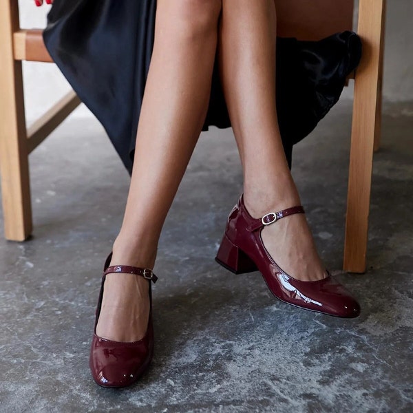 burgundy mary jane shoes,block heel sandals,Black and beige mary jane,womens mary jane shoes,women sandals,Low Heeled Mary Jane Flats