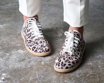 Zapatillas de gamuza con estampado de leopardo, zapatos casuales de mujer, zapatos unisex, zapato de cuero genuino, rojo, blanco, azul marino, zapatillas marrones, zapatillas de tacón bajo