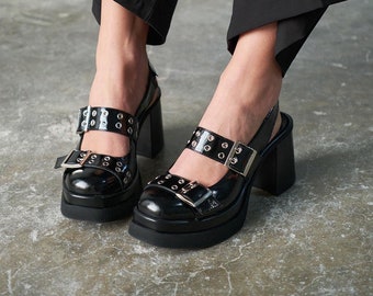 Black patent leather mary jane shoes,platform sandals,women sandals,black pumps,leather mary janes,mary jane flats,mary jane with a buckle