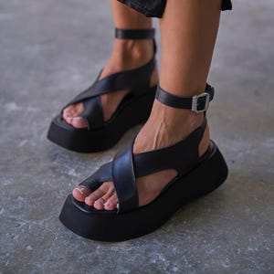 Black Leather Platform Sandals, Chunky Sole Ankle Strap Summer Shoes, Toe Ring Sandals